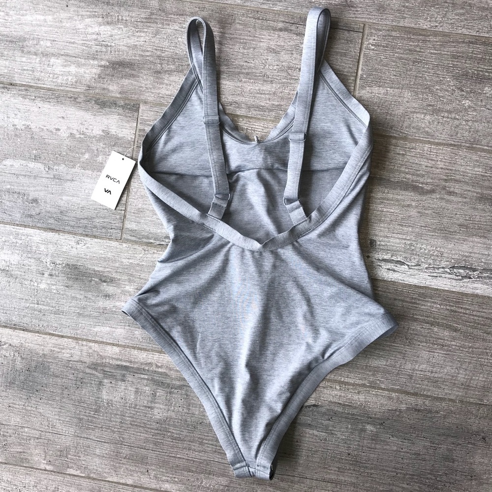 🔥🔥RVCA - PIPELINE ONE PIECE SWIMSUIT🔥🔥 - Picture 5 of 8